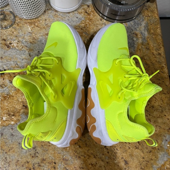 Nike React Presto Volt size 8 - Picture 8 of 9